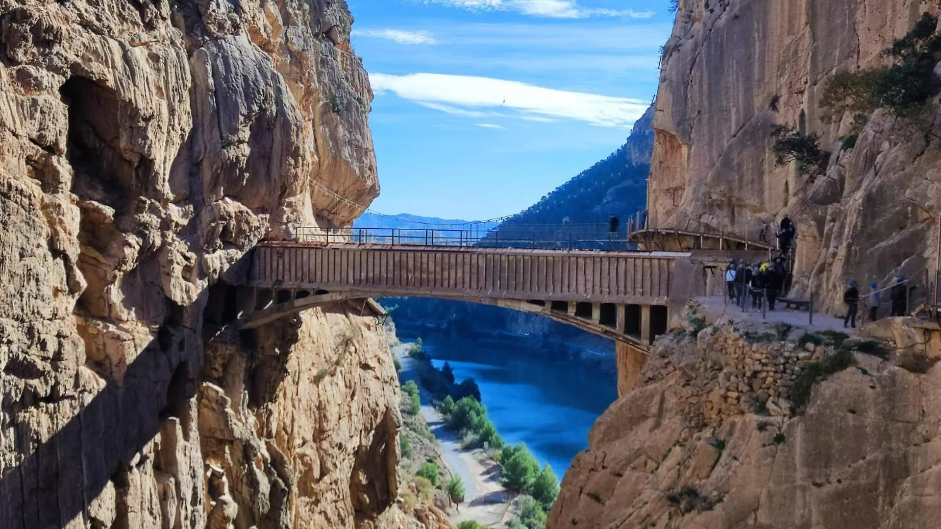 Casa Rural Rocio - Caminito Del Rey Valle de Abdalagis 0*,